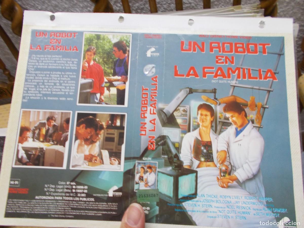 Kino: UN ROBOT EN LA FAMILIA CARATULA ORIGINAL MAS FOLIO