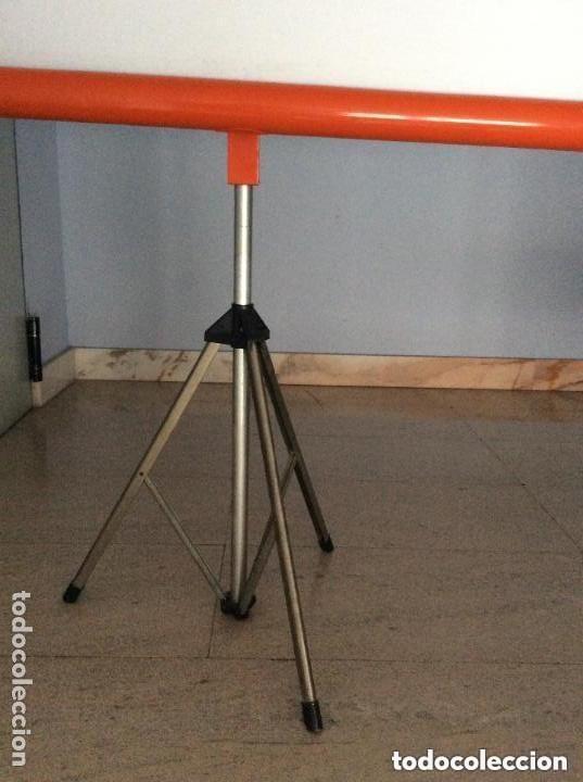 Cine: .- Pantalla de Proyecci&oacute;n Con Tr&iacute;pode ,Plegable - Foto 3