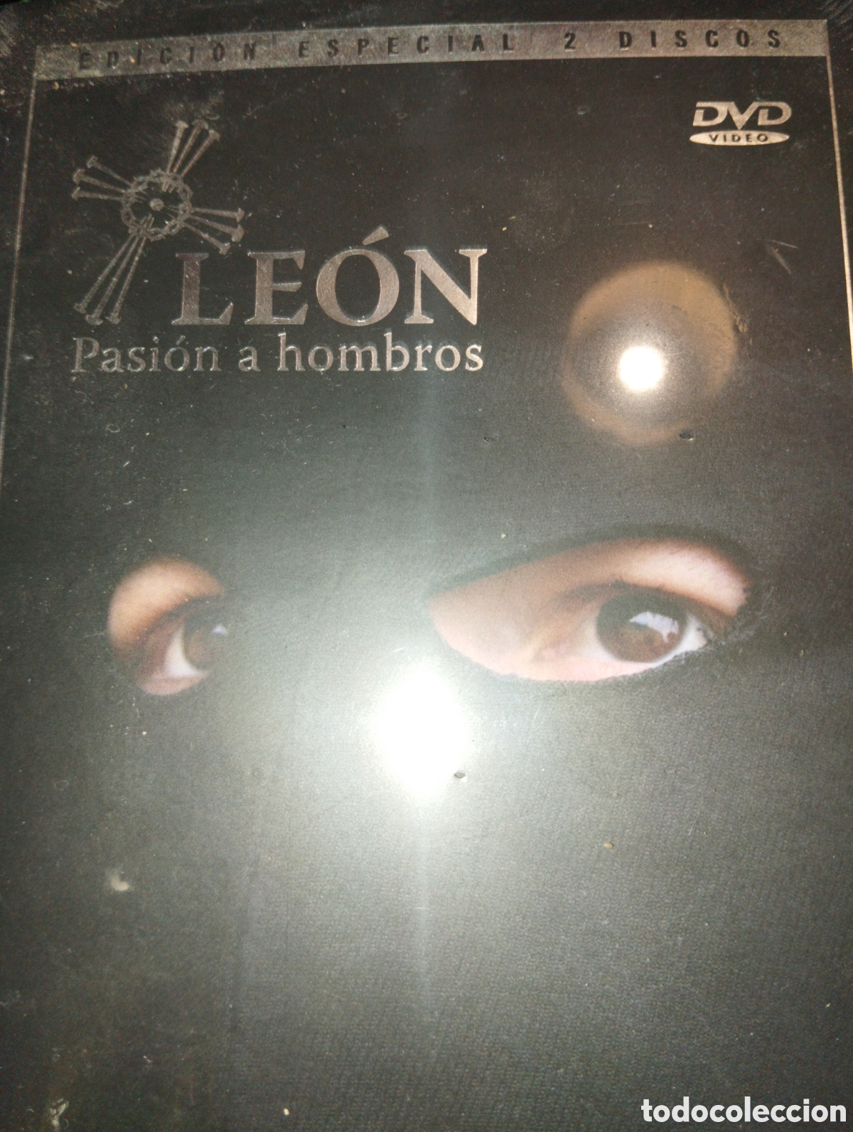 Cine: LE&Oacute;N. PASI&Oacute;N A HOMBROS. DOS DVD. SEMANA SANTA DE LE&Oacute;N. CON PRECINTO. PESO 300 GR.