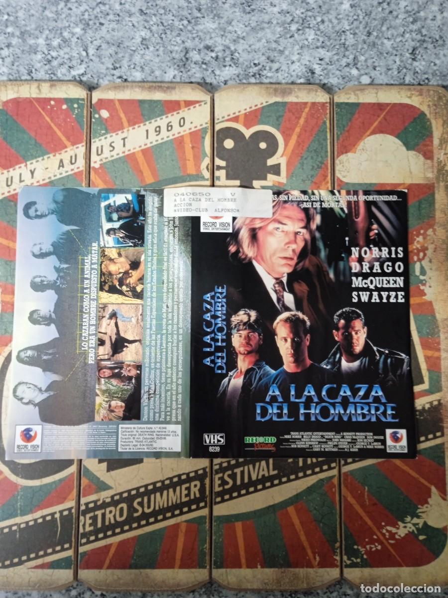 Cine: Car&aacute;tula VHS A la caza del hombre
