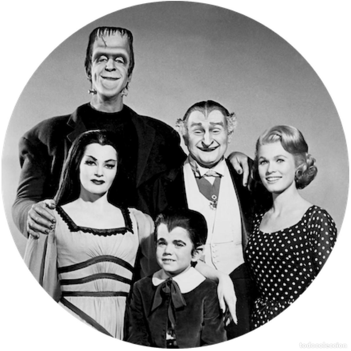 Cine: Chapa/Badge La Familia Monster