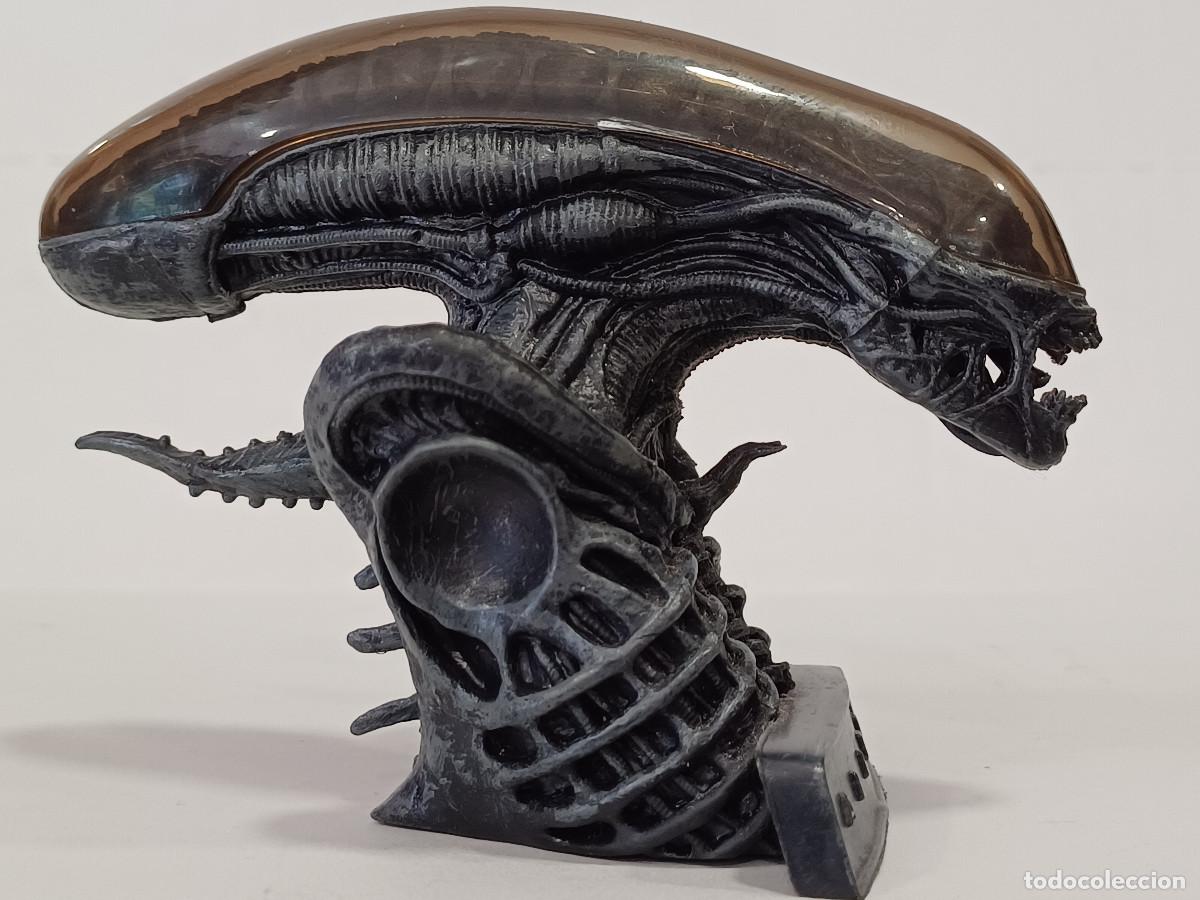 Cine: BUSTO ALIEN/FOX 2017 CON SONIDO.