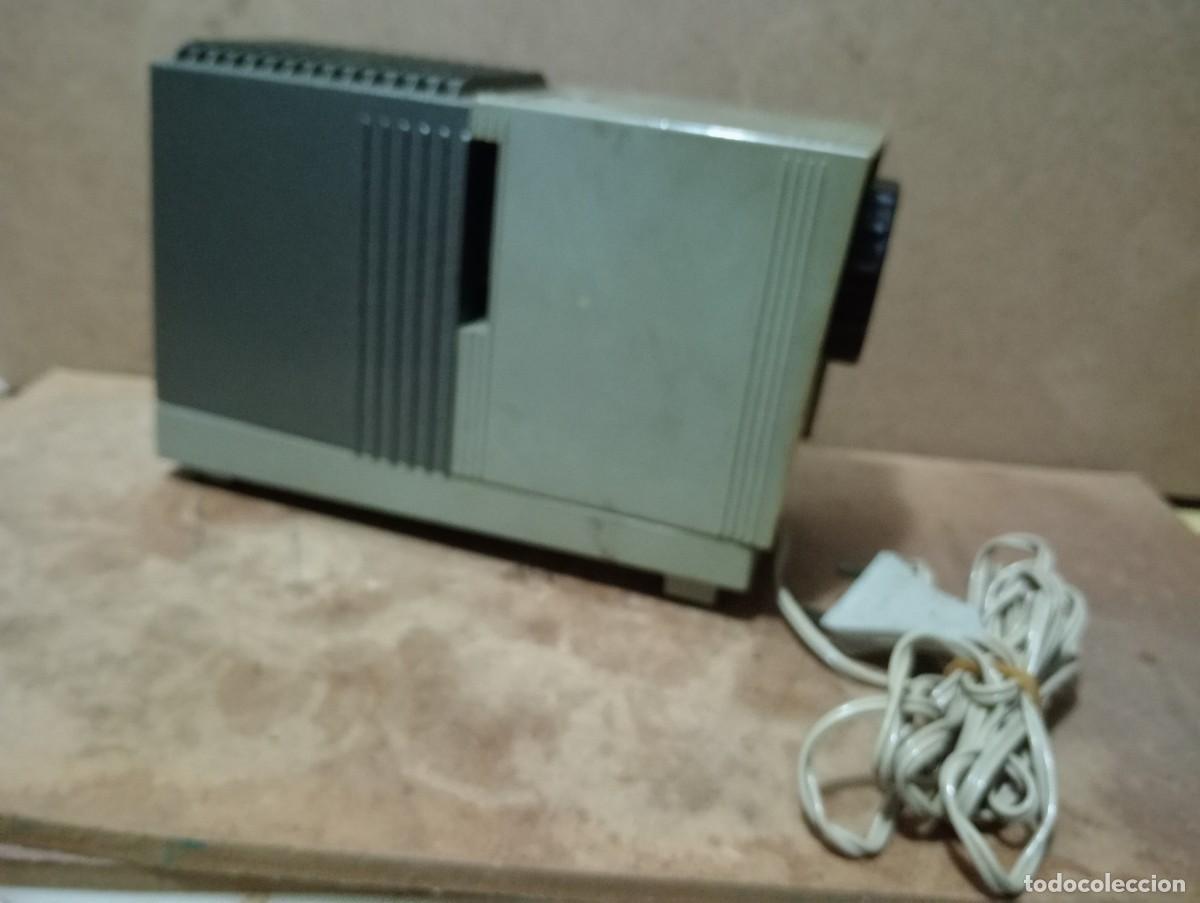 Cine: Antiguo proyector de diapositivas - Foto 2