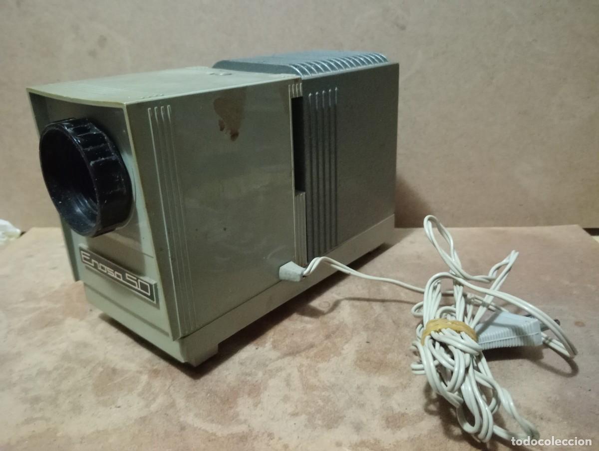Cine: Antiguo proyector de diapositivas - Foto 1