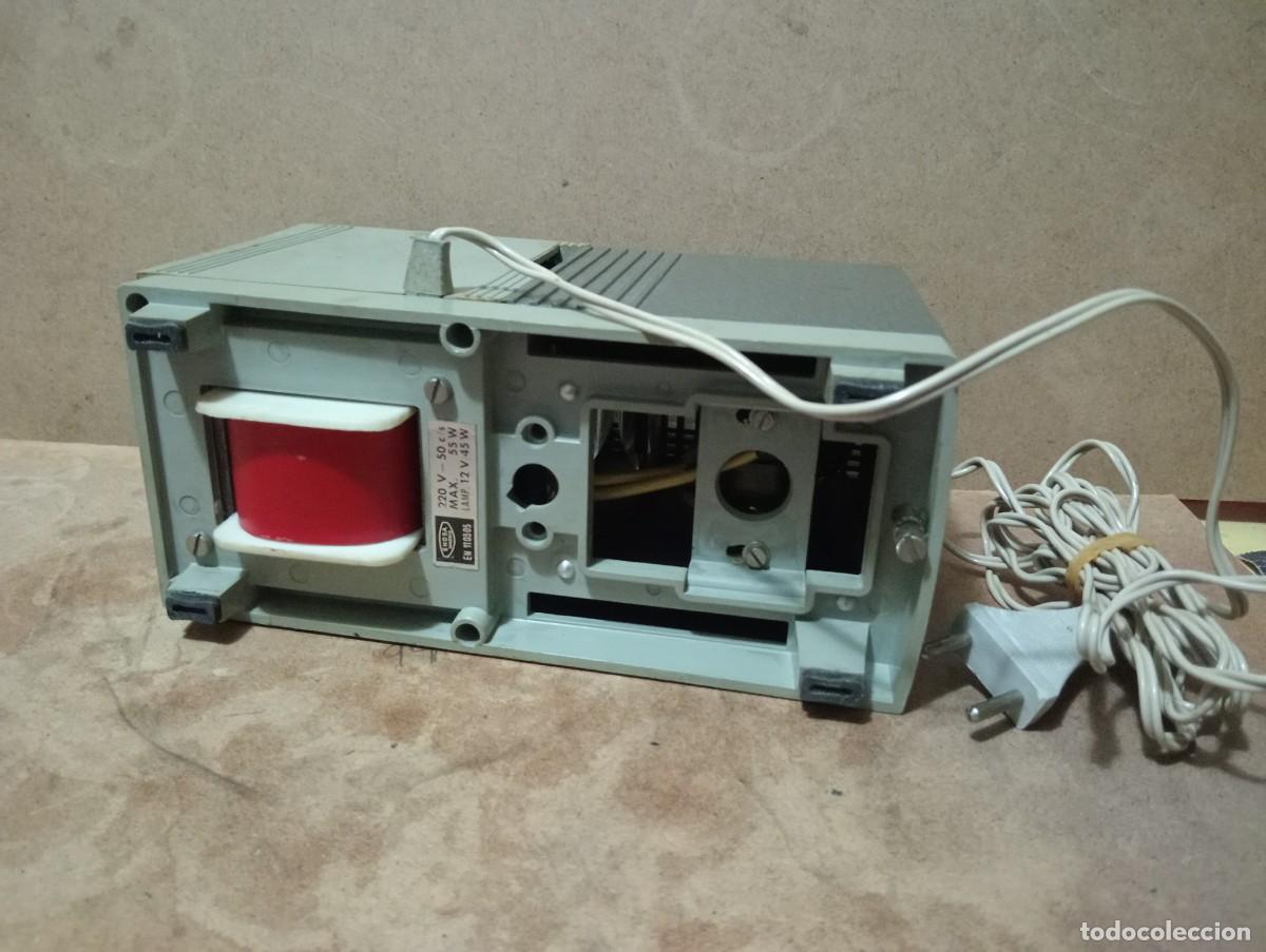 Cine: Antiguo proyector de diapositivas - Foto 5