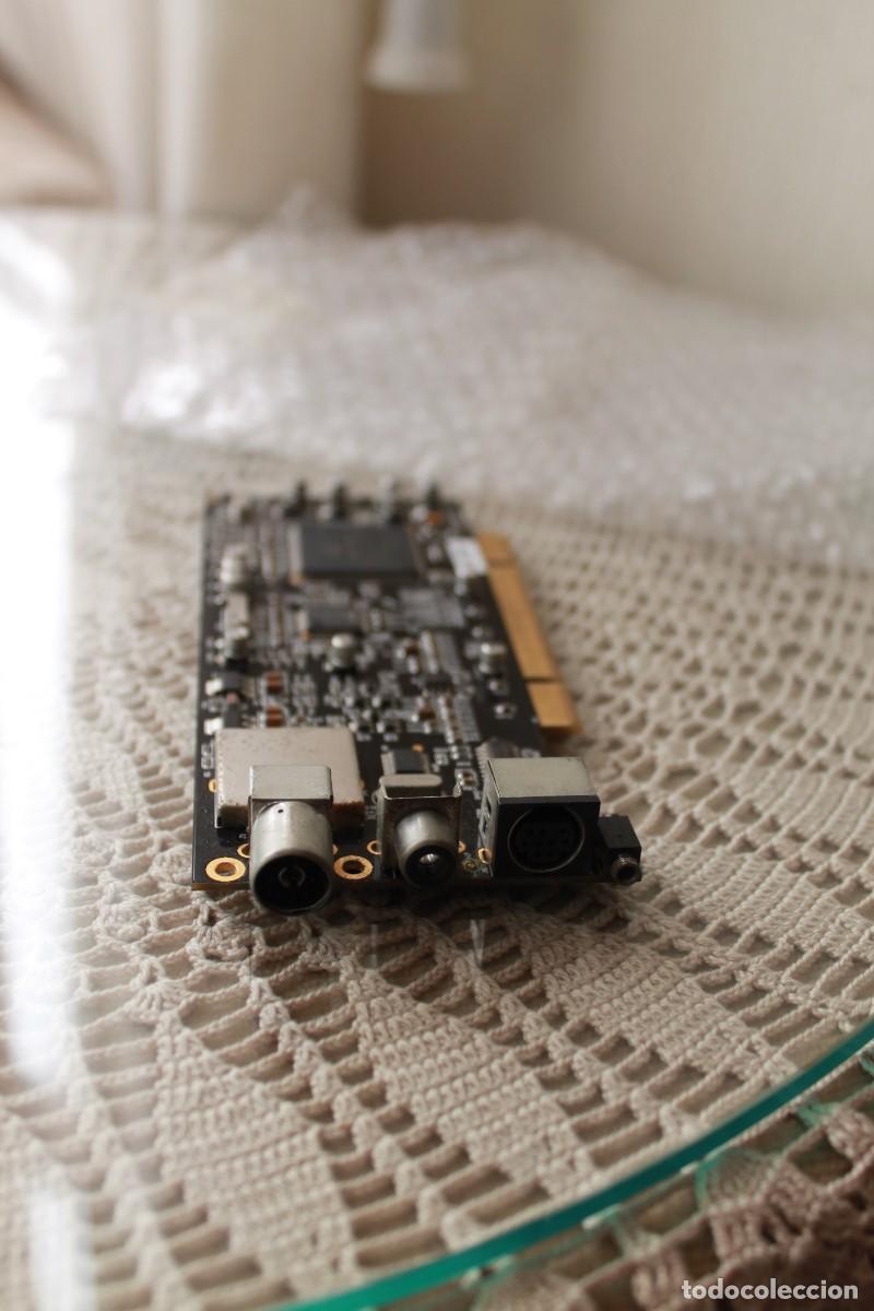 Kino: Tarjeta para PC con entrada de v&iacute;deo para ver cintas en ordenador MAS cable