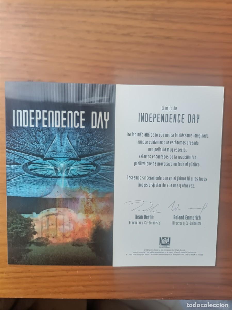 Cine: PROGRAMA EN RELIEVE DE LA PEL&Iacute;CULA INDEPENDENCE DAY. CON LA FIRMA DE ROLAND EMMERICH.