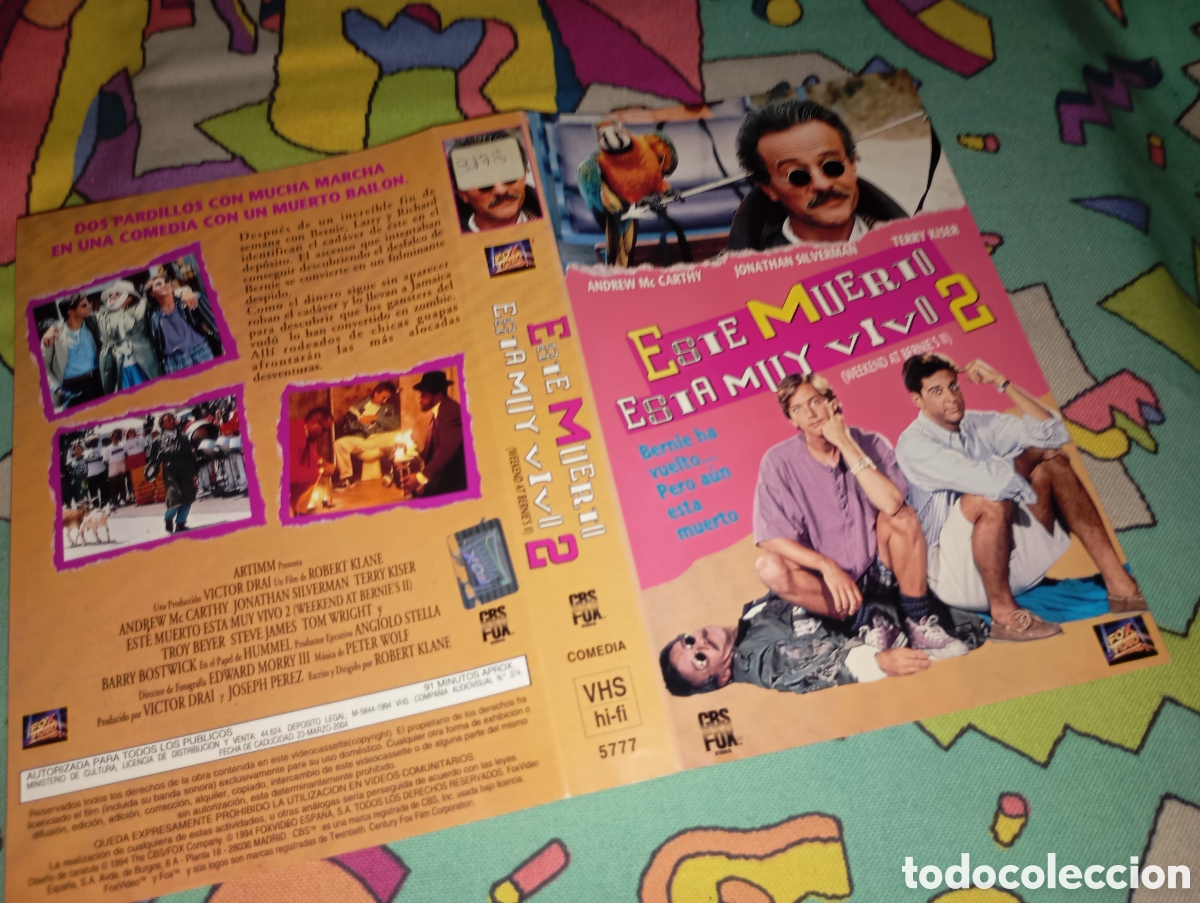 Cinema: Car&aacute;tula vhs- este muerto est&aacute; muy vivo 2