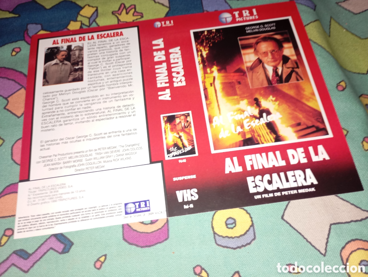 Kino: Car&aacute;tula vhs- al final de la escalera