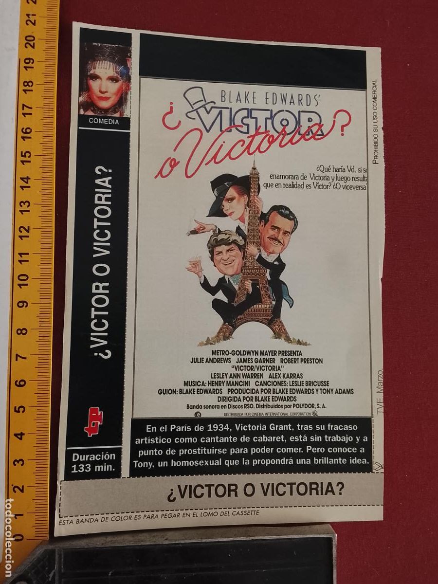 Cinema: RECORTE CINEMATOGRAFICO RECORTE PORTADA PELICULA CINE DE REVISTA - VICTOR O VICTORIA