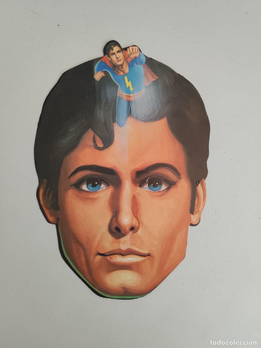 Cine: Antigua Careta de cart&oacute;n Superman
