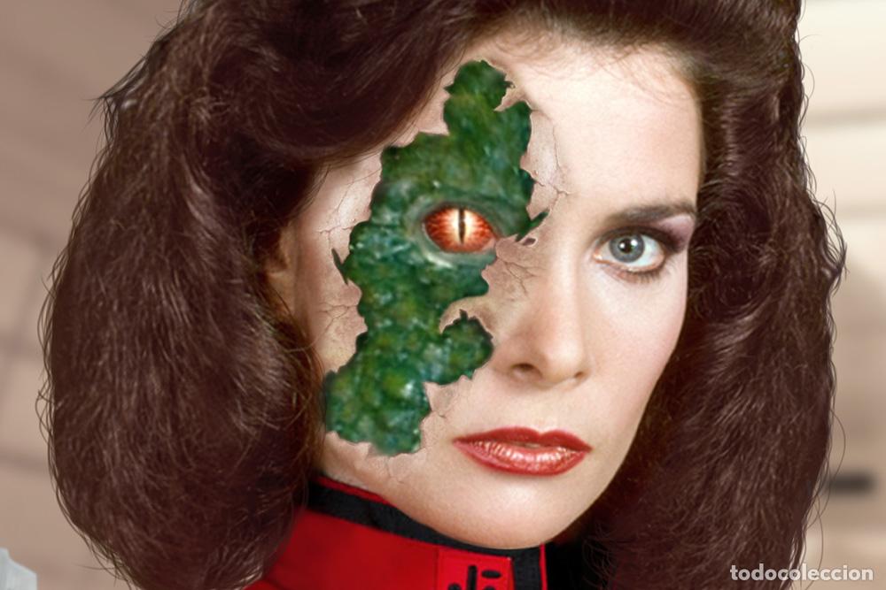 Cine: POSTER V ( VISITORS ): DIANA - Foto 2