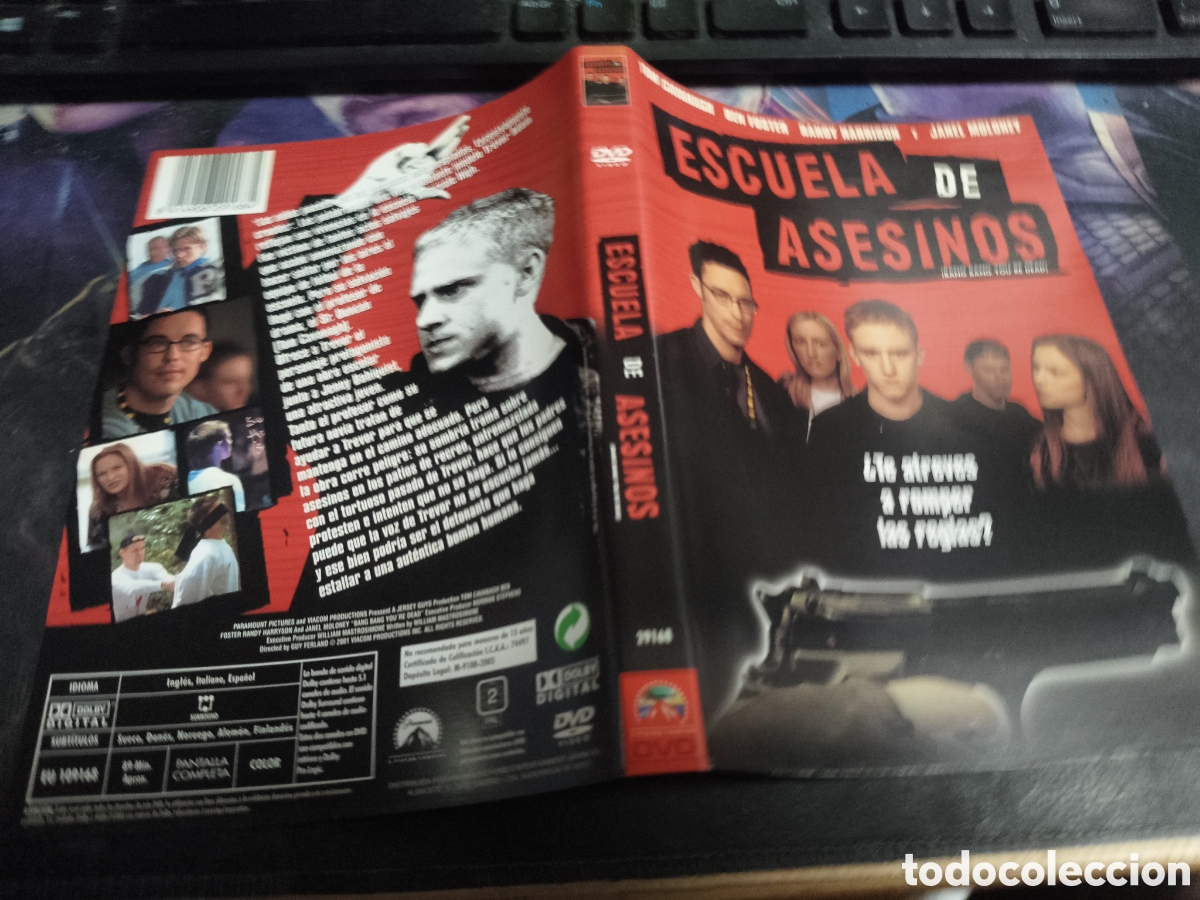 Cine: Car&aacute;tula DVD - escuela de asesinos