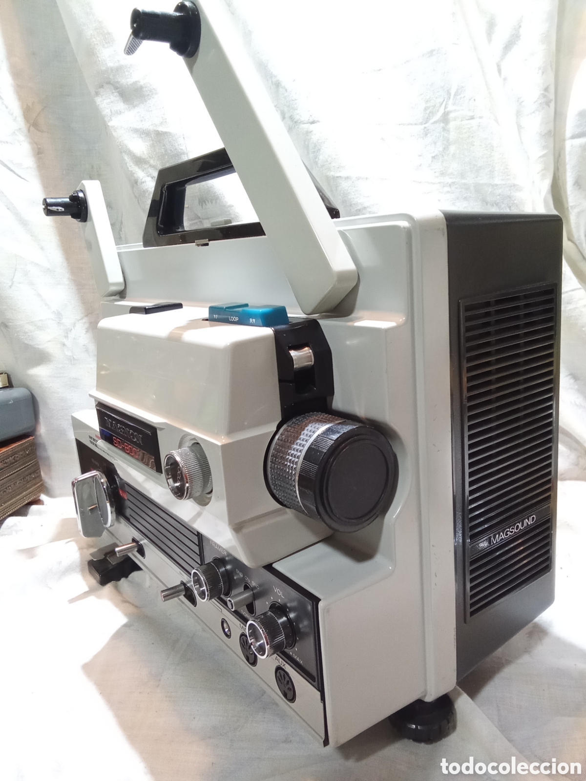 Cine: PROYECTOR MAGNON SD-800 PARA SUPER 8, FUNCIONANDO - Foto 1