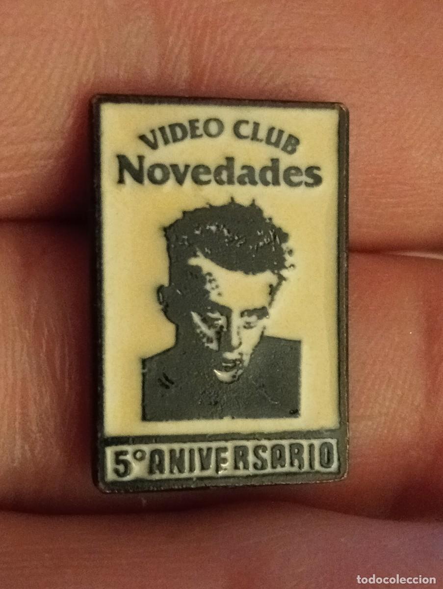 Kino: PINS PEL&Iacute;CULA VIDEO CLUB NOVEDADES TEMA CINE, 7 ARTE , CINEFILOS INSIGNIA ACTOR ACTRIZ