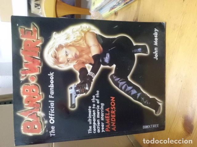 Cine: BARB WIRE THE OFFICIAL FANBOOK