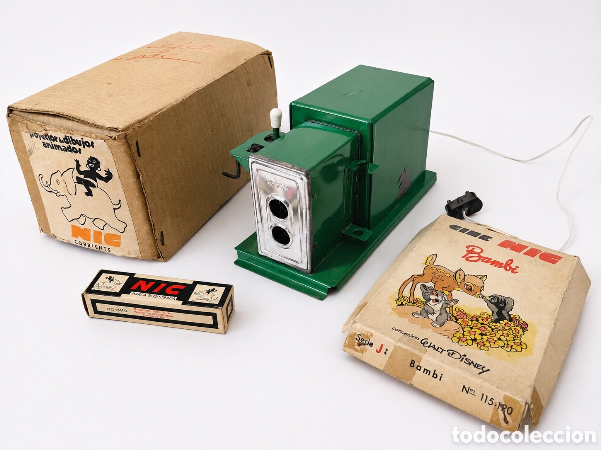 Cine: Proyector infantil NIC con caja original y 7 pel&iacute;culas &ndash; Bambi y otros t&iacute;tulos