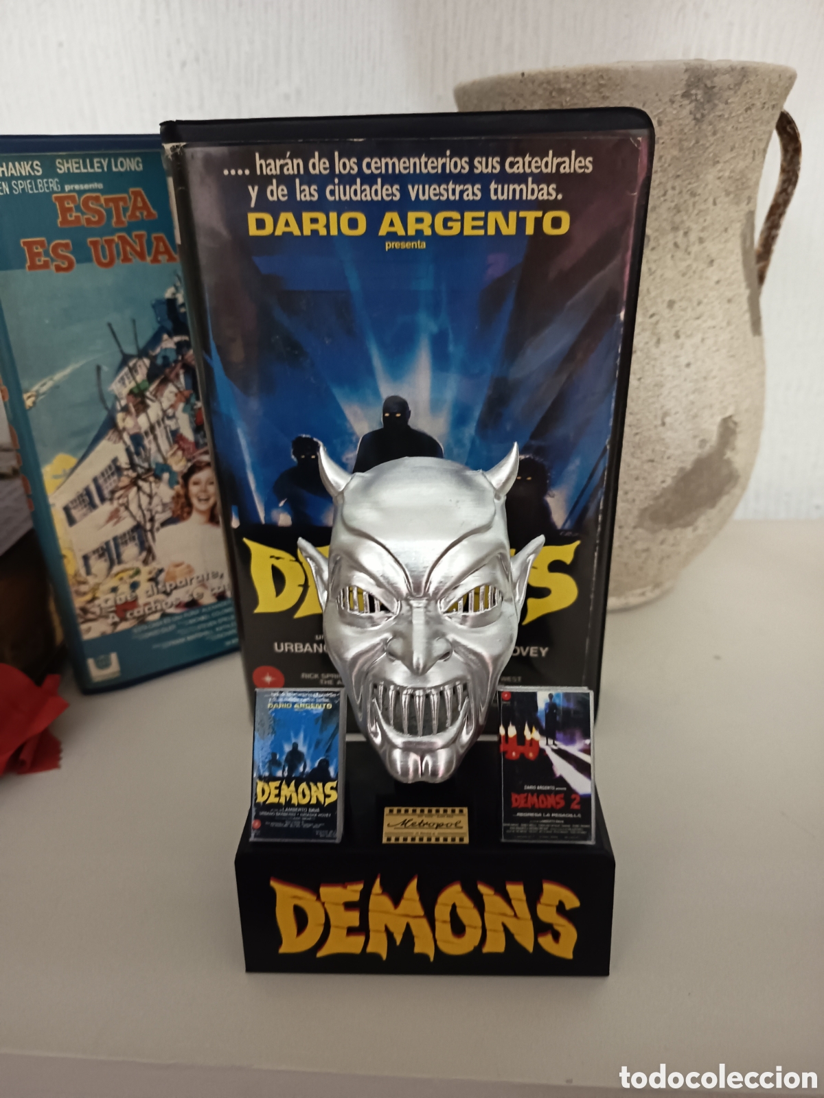 Cine: Demons VHS figura en miniatura de las pel&iacute;culas y expositor