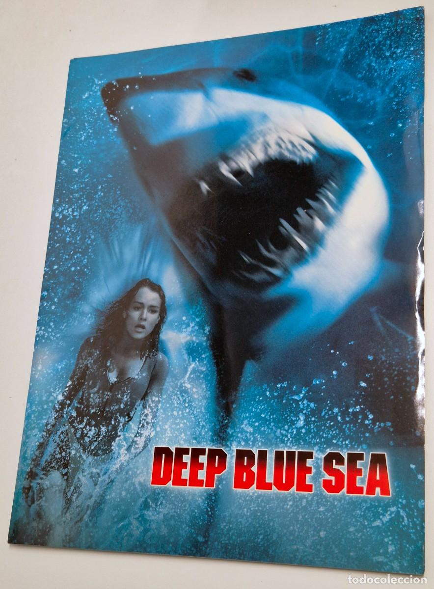 Cine: Deep Blue Sea de Renny Harlin. Carpeta desplegable con dossier de prensa y datos de producci&oacute;n -1999