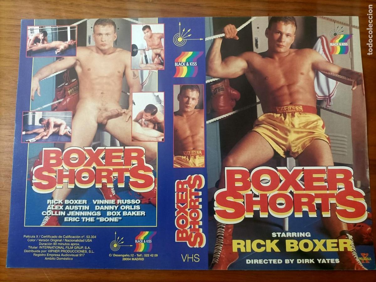 Cine: CARATULA DE LA PEL&Iacute;CULA. BOXER SHORTS. GAY BLACK KISS. MAYORES 18 A.