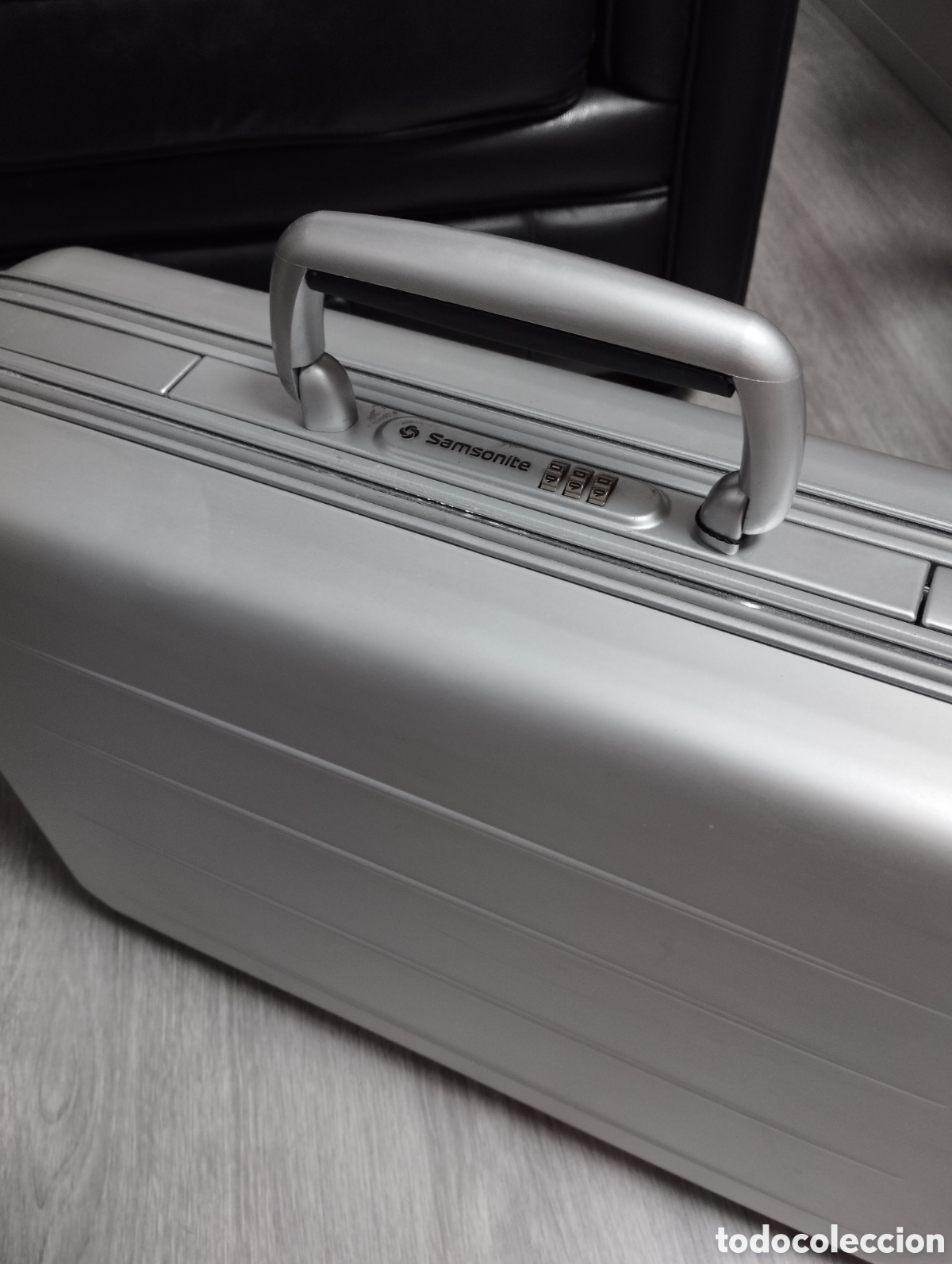 Cine: Malet&iacute;n Samsonite James Bond - Foto 2