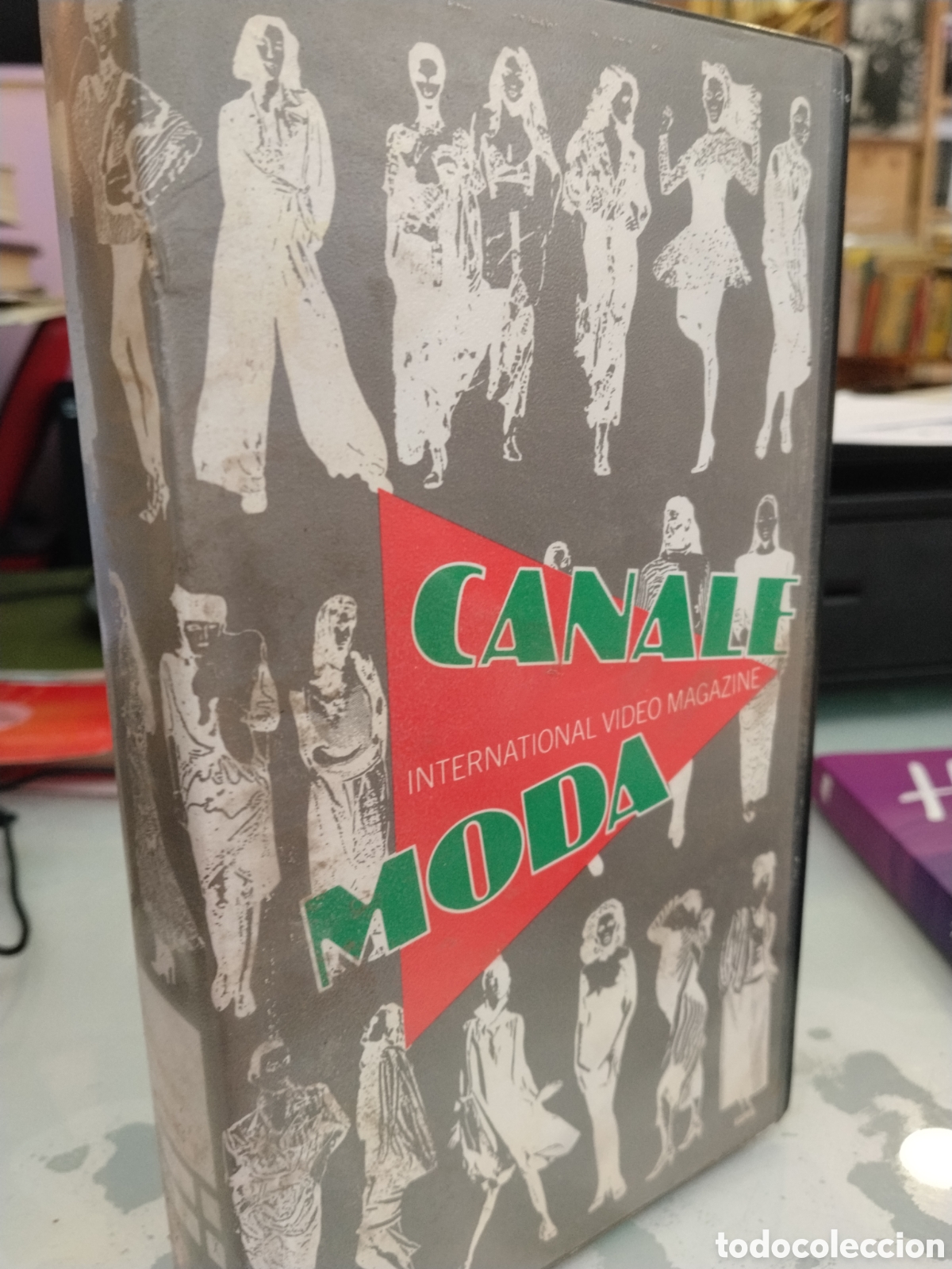 Cine: VHS. Canale Moda. International Video Magazine. N. 33