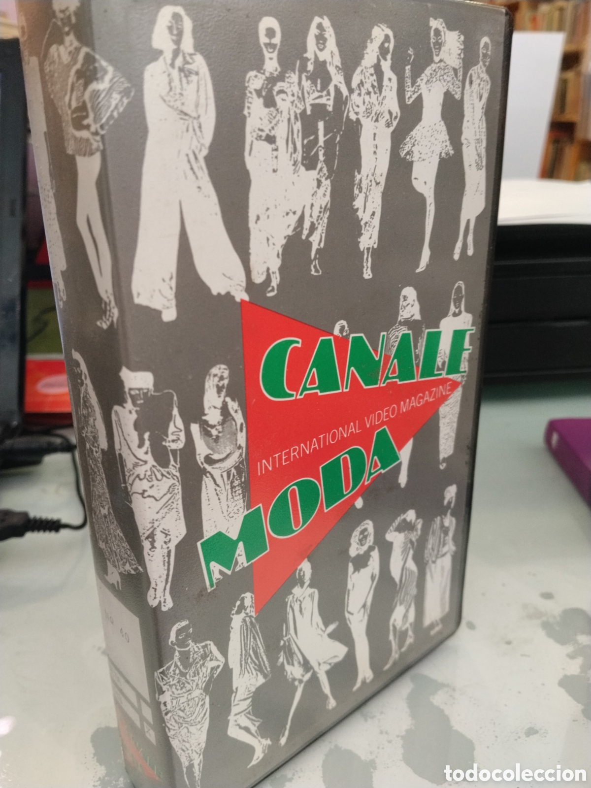 Cine: VHS. Canale Moda. International Video Magazine. N. 40