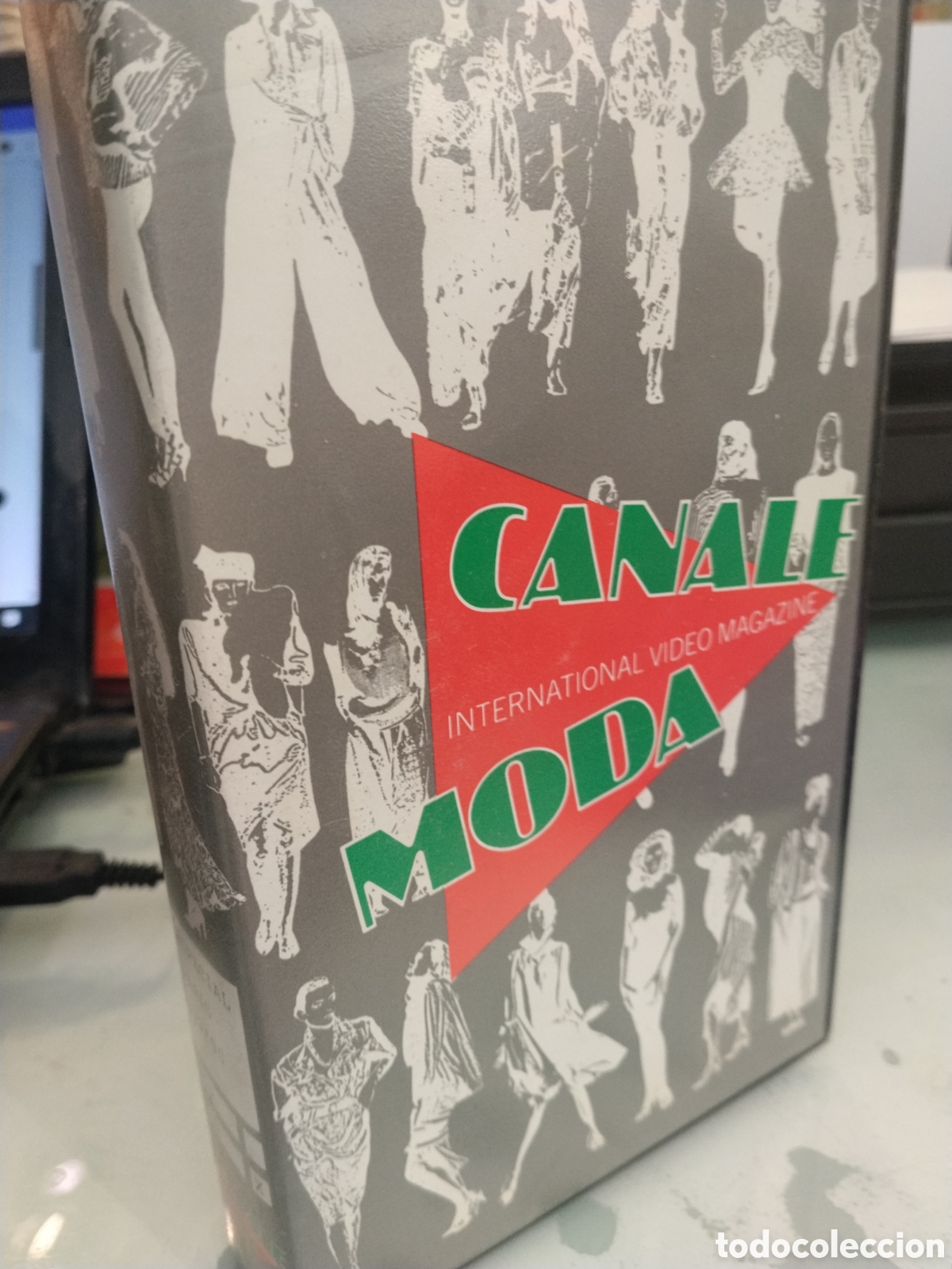 Cine: VHS. Canale Moda. International Video Magazine. Especial Paris 1990