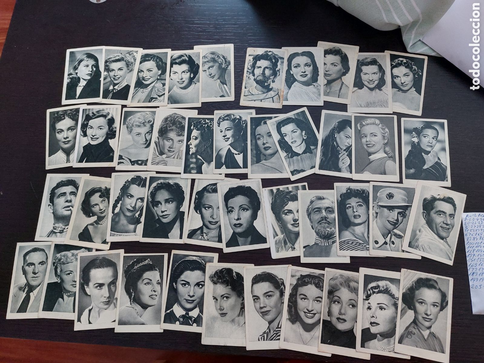 Cine: 44 cromos Ruiz Romero Cine 2&deg;serie