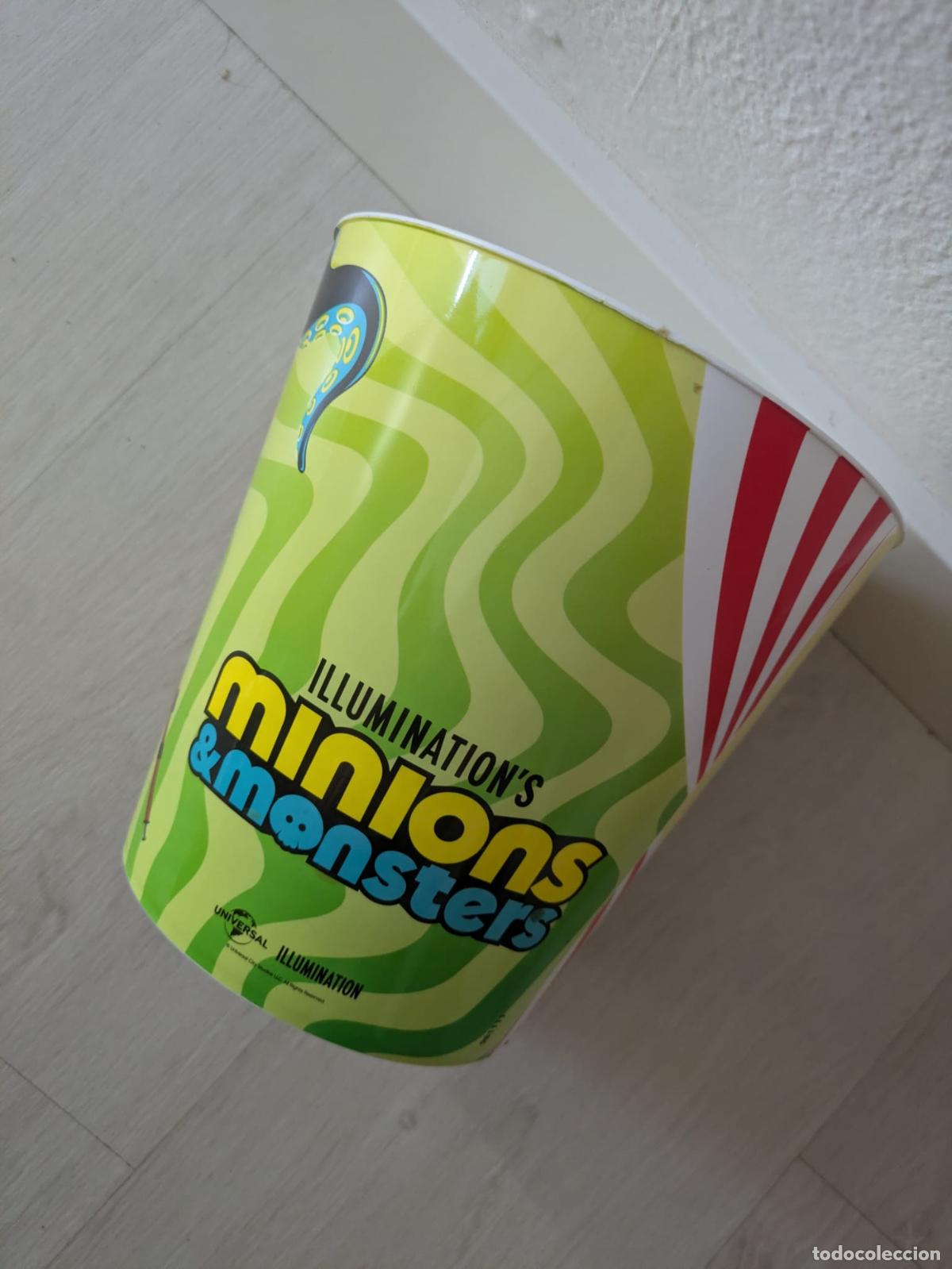 Cine: Vaso/Cubo Palomitas Minions & Monsters. Illumination. Top Corn. Cubo Grande.