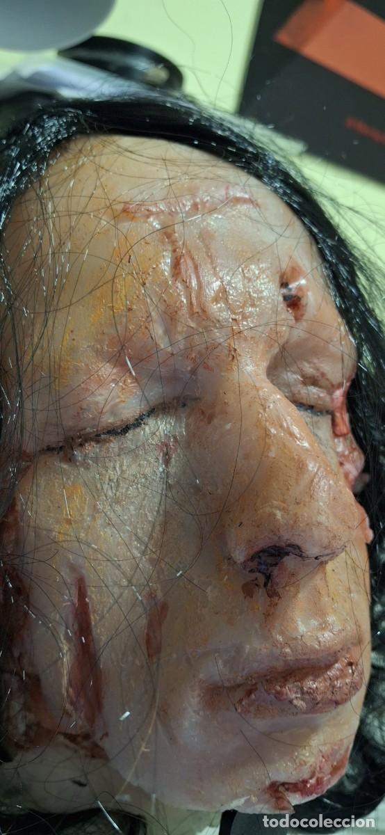 Cine: Cabeza realista para Halloween. Hecha con t&eacute;cnicas de efectos especiales.
