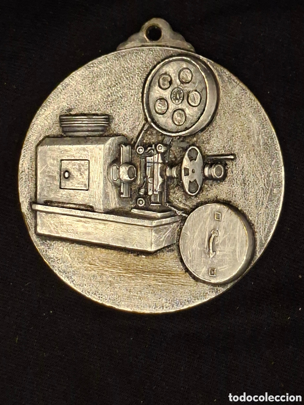 Cine: Medalla de asociaci&oacute;n mutual de operadores de cinema de Catalu&ntilde;a.XXV aniversario. MTC6