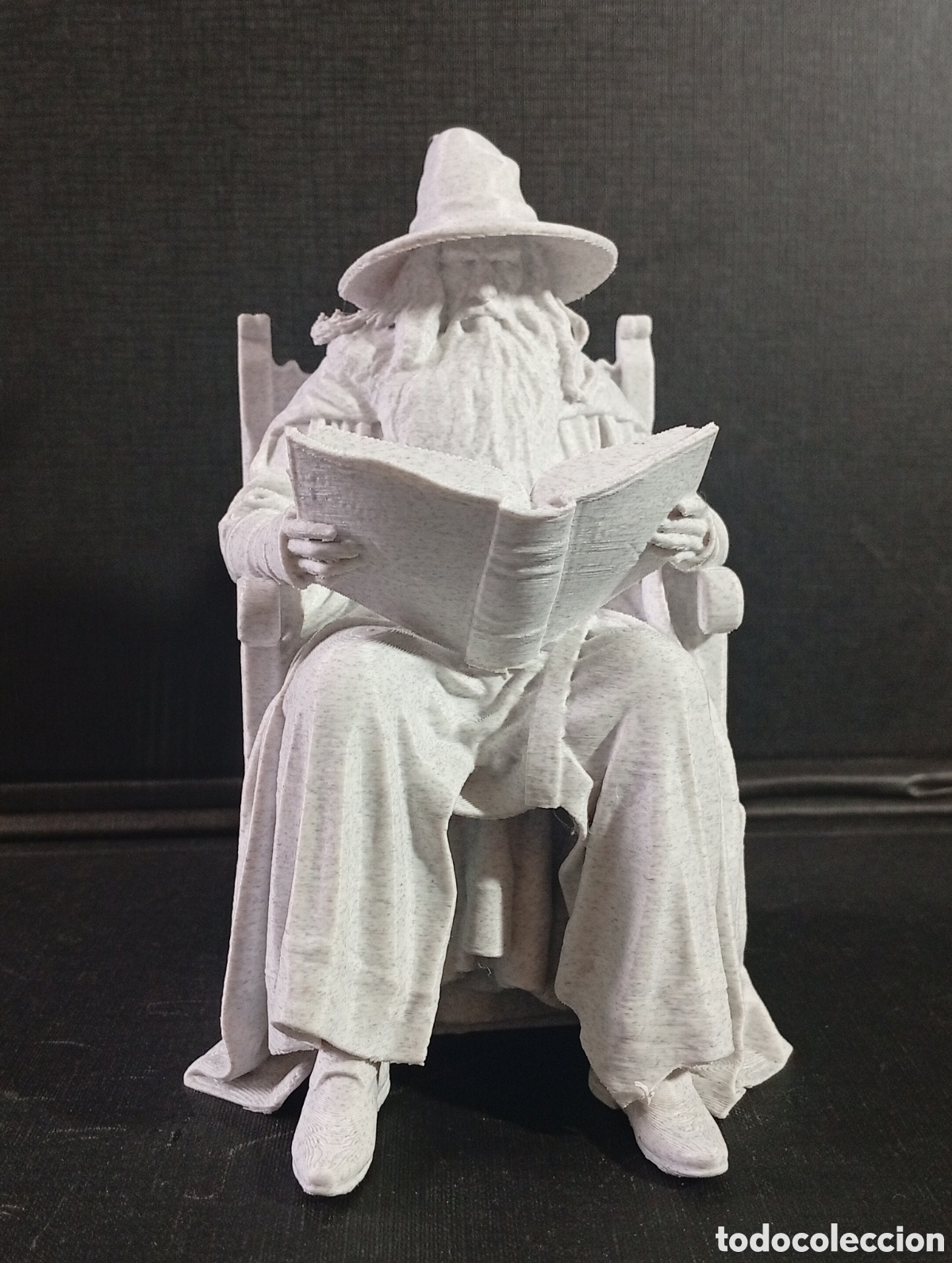 Cine: Sujetalibros Figura Gandalf el Mago Lector 16cm - El Se&ntilde;or de los Anillos (Impresi&oacute;n 3D Premium