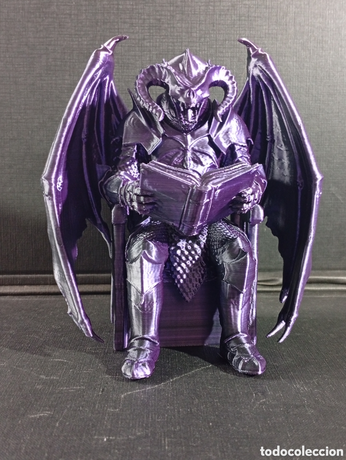 Cine: Figura Balrog de Moria Leyendo en Trono 16cm - Figura / Sujetalibros Efecto P&uacute;rpura Metal
