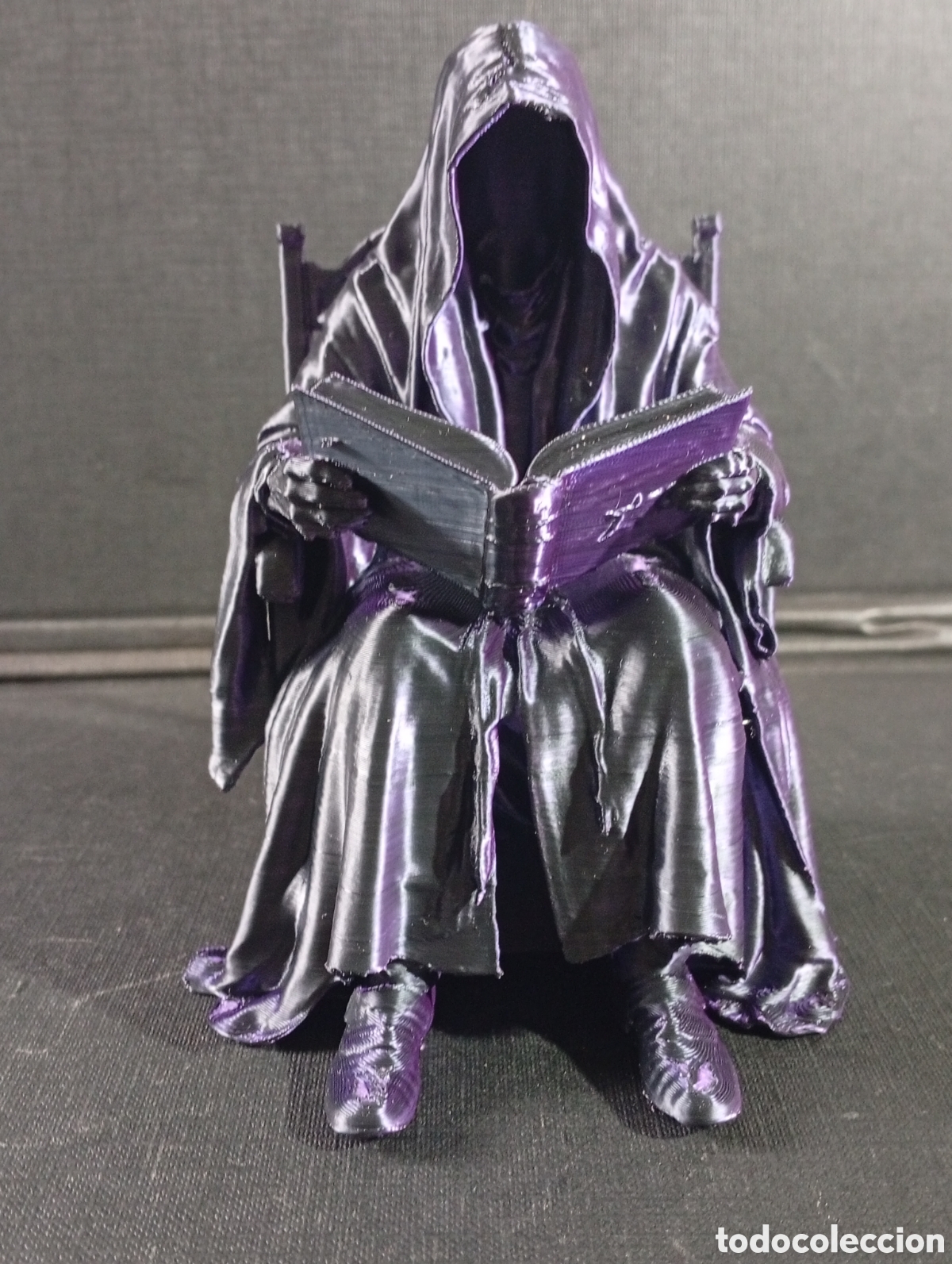 Cine: Figura Sujetalibros Espectacular Nazg&ucirc;l (Espectro del Anillo) Leyendo en Trono 13cm - Fantas&iacute;a Osc