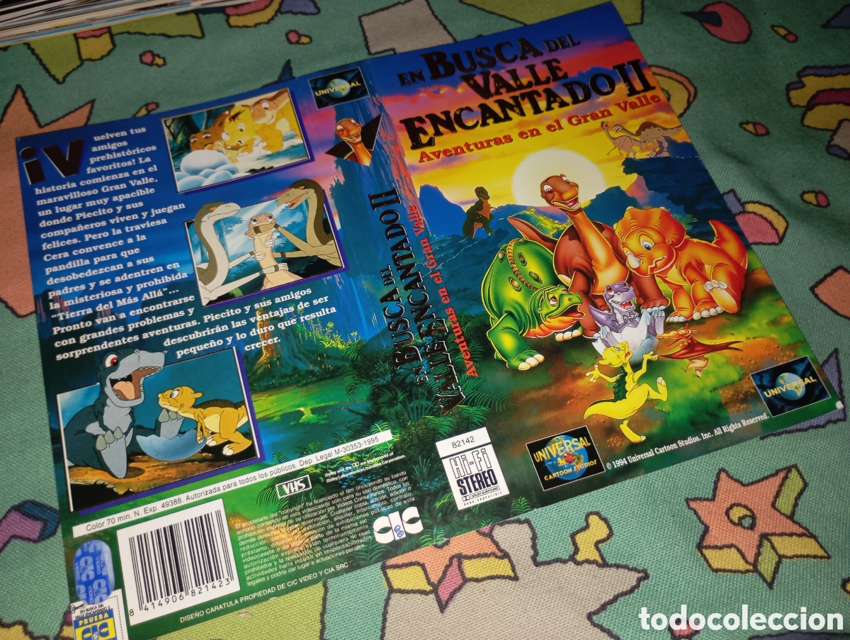 Cine: Car&aacute;tula vhs- en busca del valle encantado 2