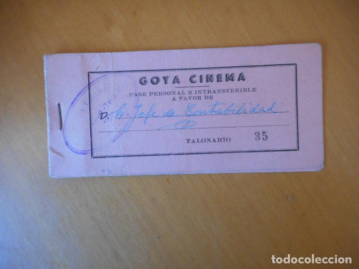 TALONARIO DE ENTRADAS PASE PERSONAL INVITACIÓN DEL GOYA CINEMA DE GRANADA. AÑOS 60 (Cine - Entradas)