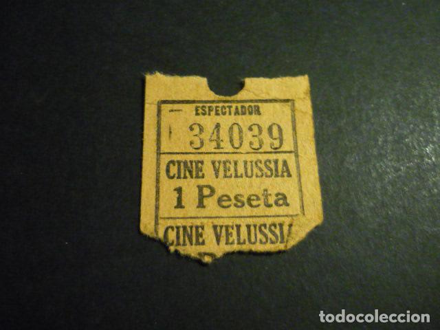 Cinema: ANTIGUA ENTRADA DE CINE A&Ntilde;OS 20 30 CINE VELUSSIA MADRID