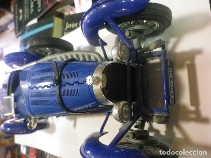 Coches a escala: BUGATTI AZUL ESCALA 1.18 - Foto 2