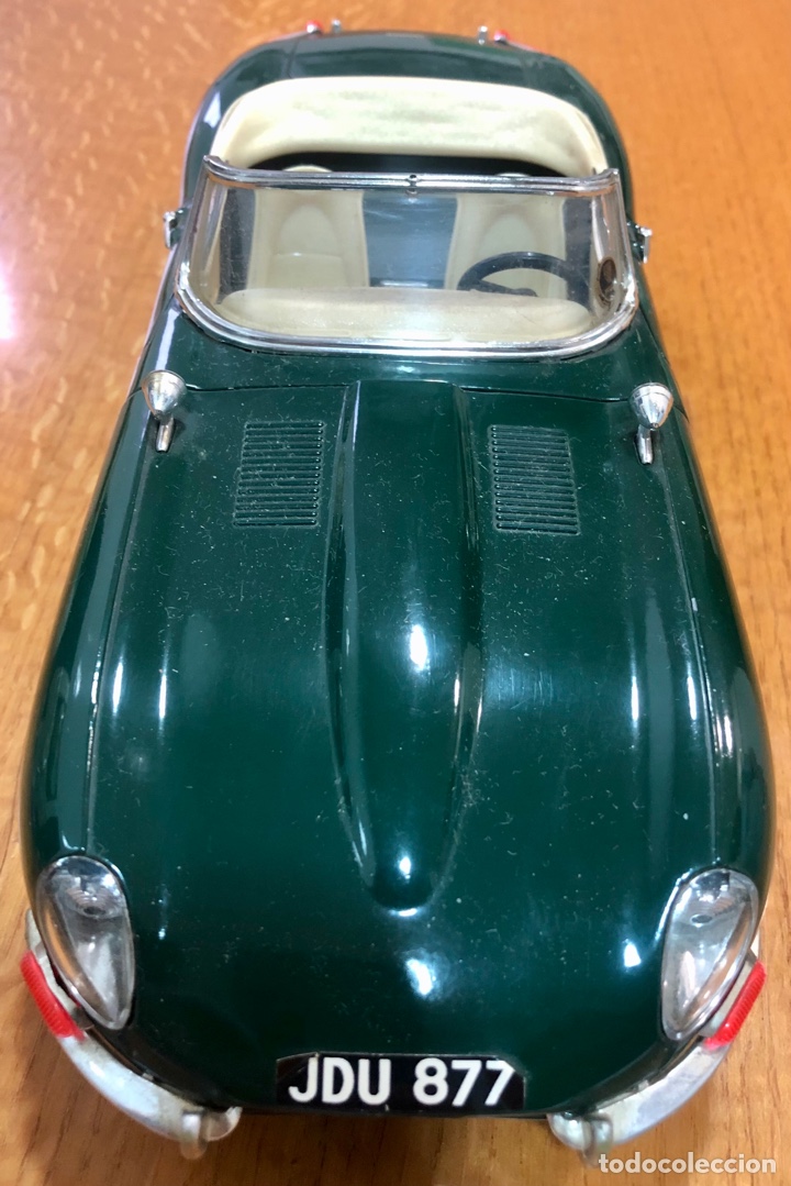 Coches a escala: JAGUAR E TYPE Convertible 1961. - Foto 1