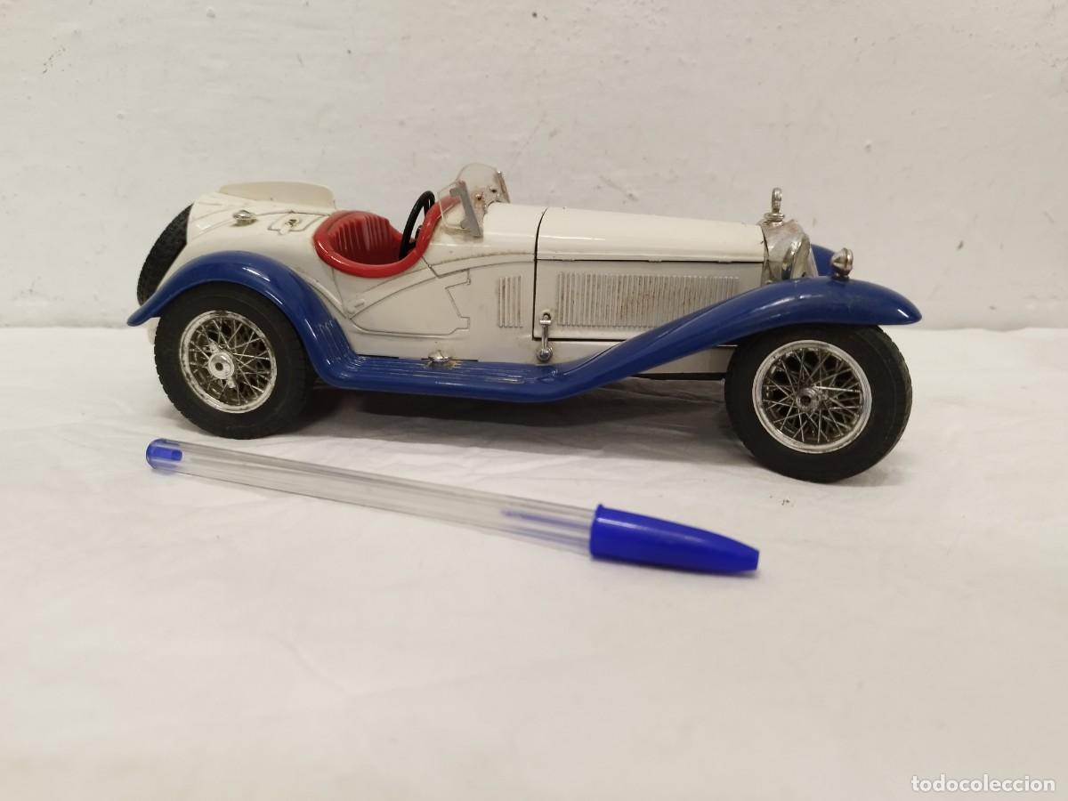 Bouchon pièce miniature 1/18 Burago Alfa Romeo 2300 spider 1932 #B61