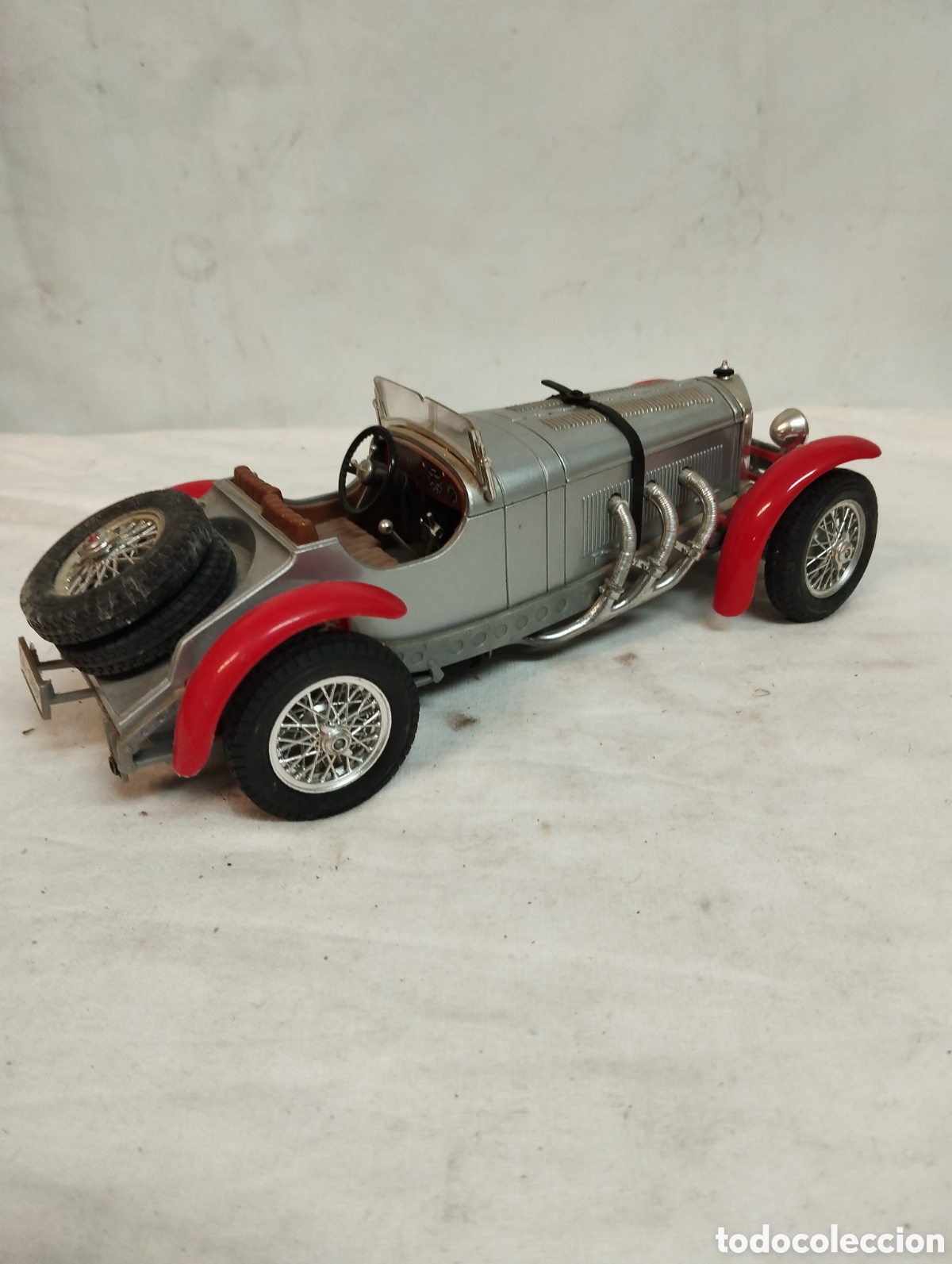Coches a escala: Mercedes cl&aacute;sic de Burago - Foto 3