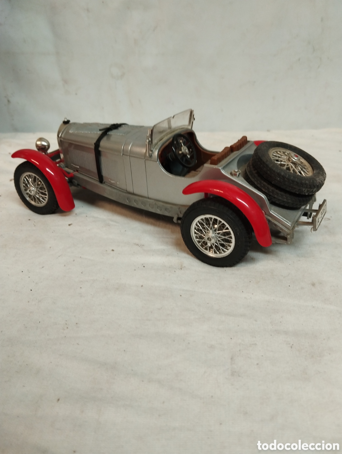 Coches a escala: Mercedes cl&aacute;sic de Burago - Foto 4