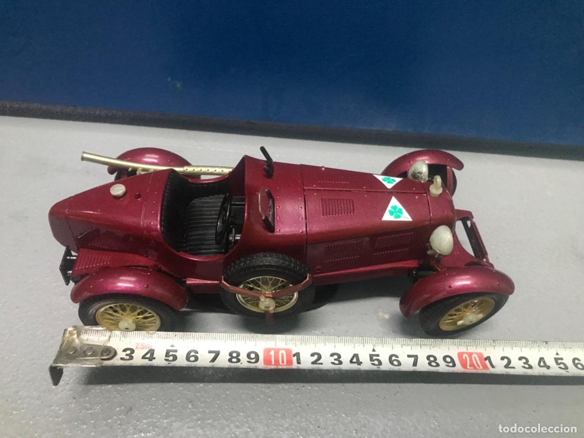 Coches a escala: Bugatti de la casa burago - Foto 14