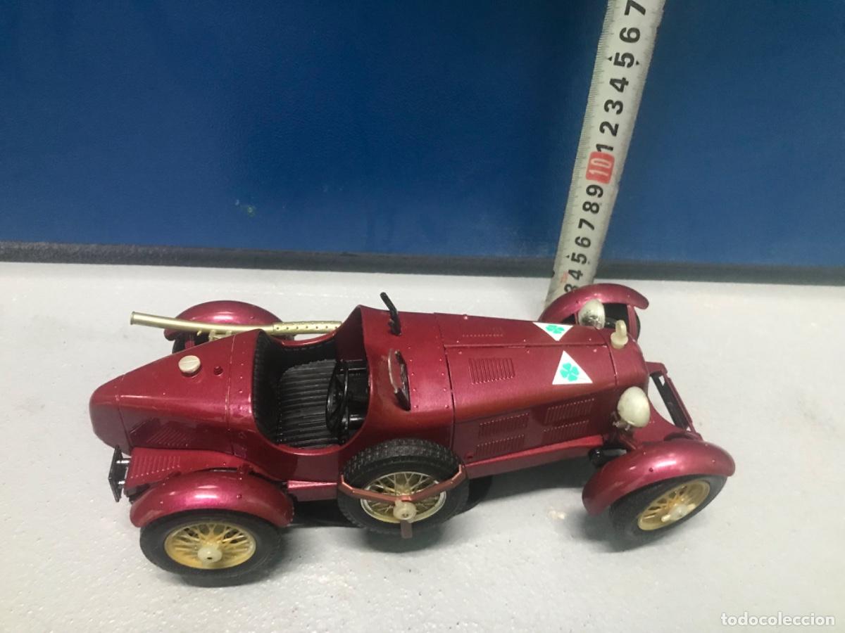Coches a escala: Bugatti de la casa burago - Foto 15