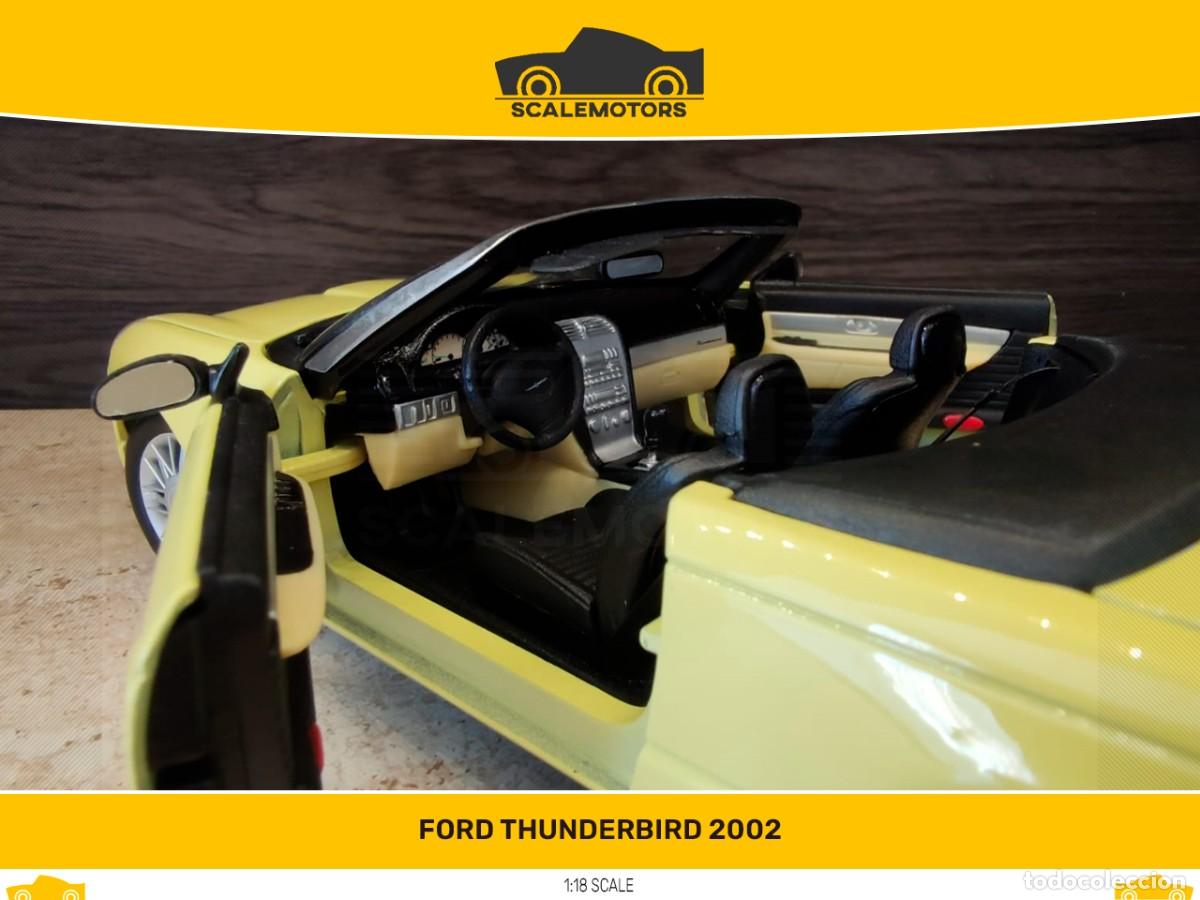 Coches a escala: 1:18 Ford Thunderbird 2002 - Foto 6