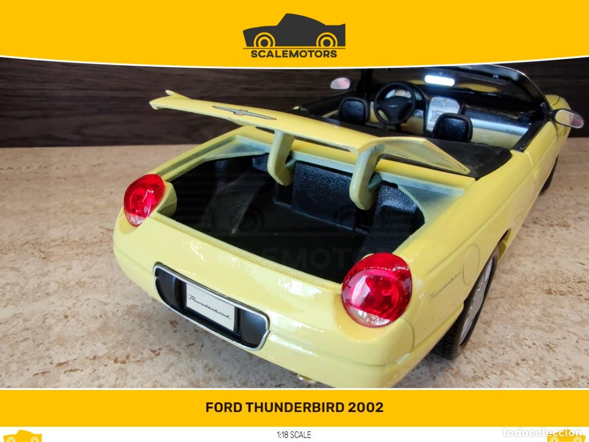 Coches a escala: 1:18 Ford Thunderbird 2002 - Foto 7