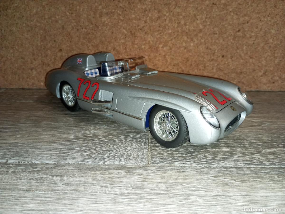 Mercedes Benz 300sl voiture de collection burago 1/18 - Collection