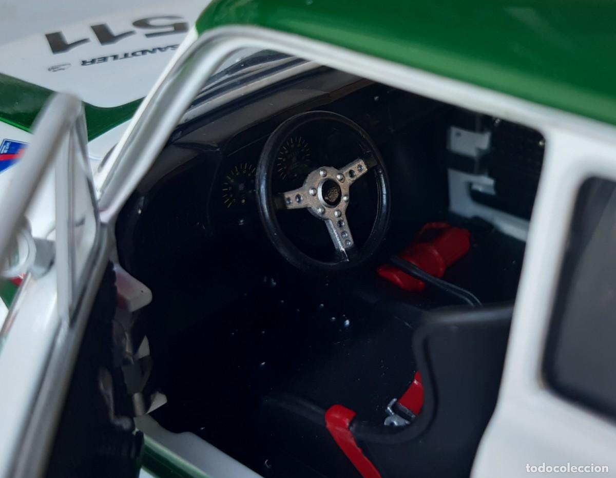 Coches a escala: Coche competici&oacute;n a escala 1/18 - Foto 4