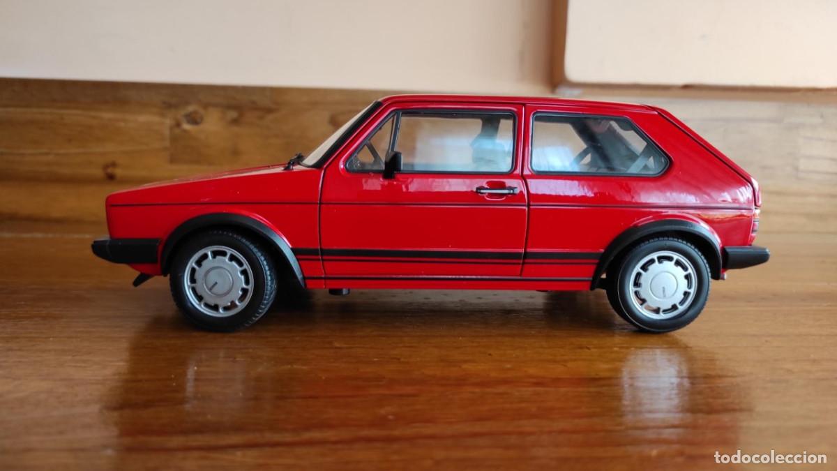 Coches a escala: VOLKSWAGEN GOLF 1 18 - Foto 7
